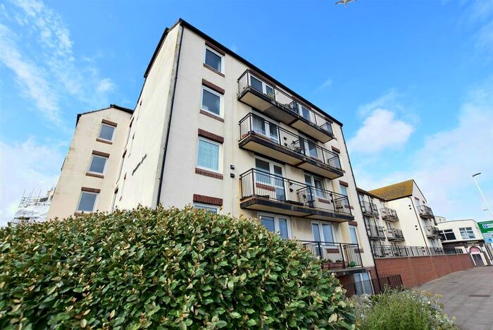 1 Bedroom Flat To Rent In Denmark Place, Hastings, TN34