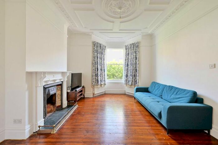 4 Bedroom Terraced House To Rent In Waldemar Road, Wimbledon, London, SW19