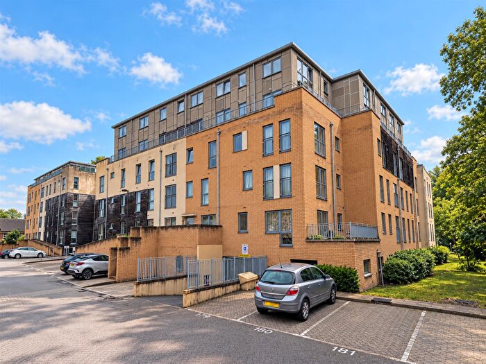 2 Bedroom Apartment For Sale In Cameron Crescent, Edgware, HA8