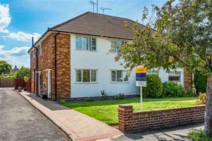 2 Bedroom Maisonette Flat To Rent In Southcroft Road, Orpington, BR6