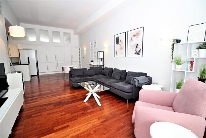 2 Bedroom Apartment To Rent In Centralofts, Waterloo Street, Newcastle Upon Tyne, NE1