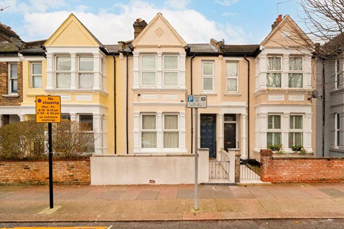 5 Bedroom Property For Sale In Minet Avenue, Willesden, NW10