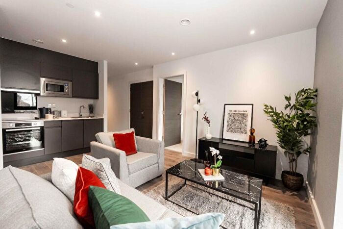 2 Bedroom Flat To Rent In Millers Place Heaps Mill, Liverpool, Merseyside, L1