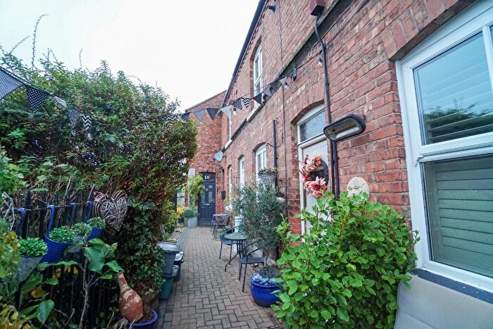 2 Bedroom Terraced House To Rent In Kimberley Terrace, Chester, Cheshire, CH2