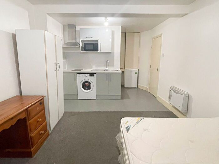 Studio To Rent In Clarence Road, London, E5