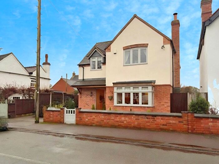 4 Bedroom Detached House For Sale In Main Street, Alrewas, Burton-On-Trent, DE13