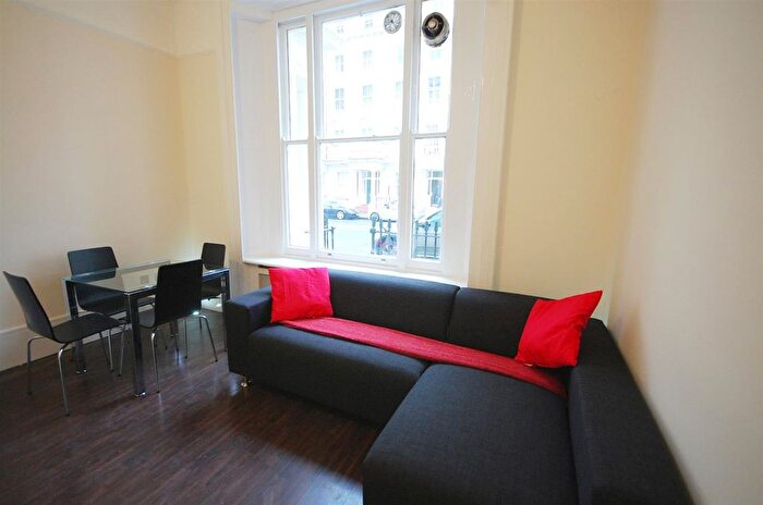 1 Bedroom Flat To Rent In Belgrave Road, Pimlico, SW1V