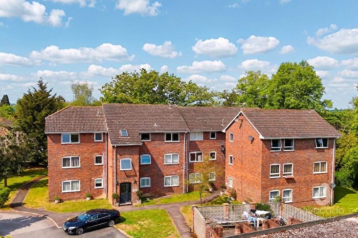 1 Bedroom Apartment For Sale In Underwood Court, Chapel Lane, Binfield, Berkshire, RG42