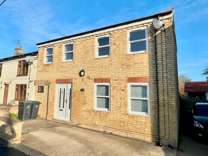3 Bedroom Property To Rent In North Street, Wicken, CB7