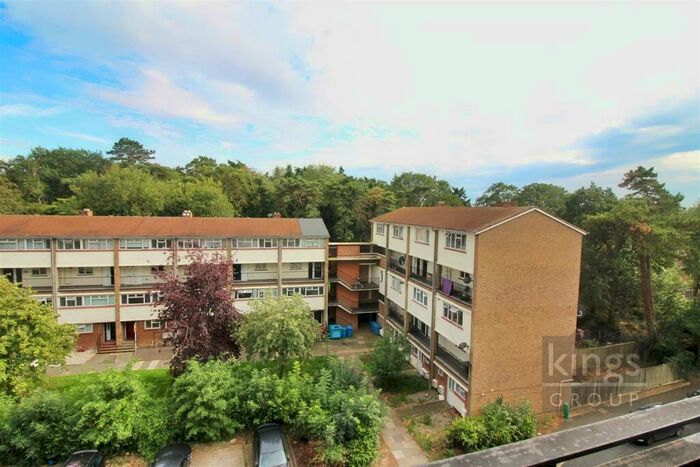 1 Bedroom Flat For Sale In Spring Hills, Harlow, CM20