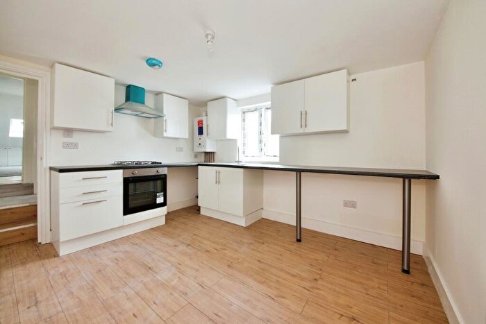2 Bedroom Flat To Rent In Belgrave Road, IG1