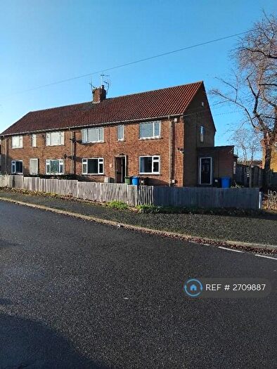 2 Bedroom Maisonette To Rent In Sycamore Road, Carlton-In-Lindrick, Worksop, S81