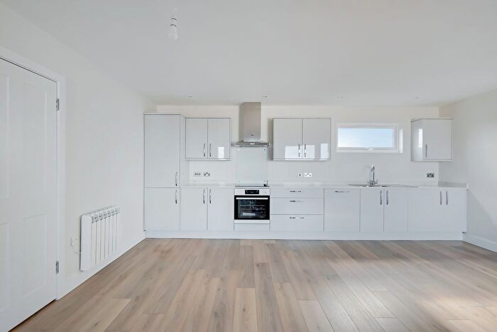 1 Bedroom Flat To Rent In Brent Street, London, NW4