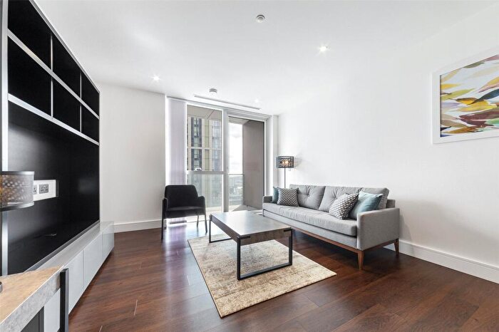 1 Bedroom Apartment To Rent In Maine Tower, Harbour Way, London, E14