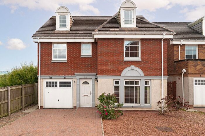 5 Bedroom Detached House For Sale In Sibbald View, Armadale, EH48