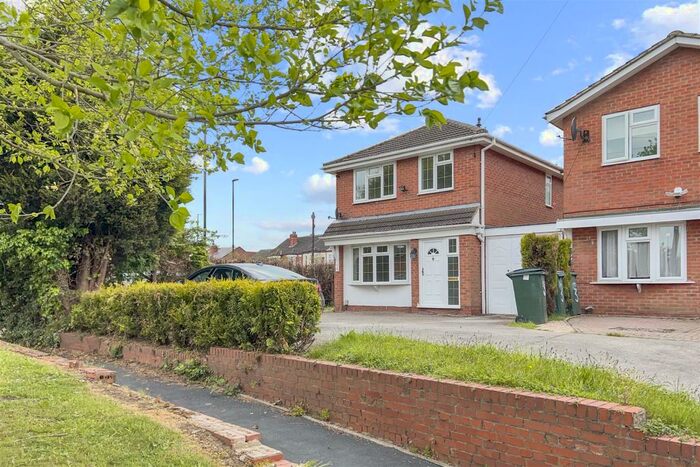 3 Bedroom Semi-Detached House To Rent In Elmhurst Road, Coventry, CV6