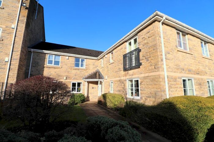 2 Bedroom Flat To Rent In Fartown, Pudsey, West Yorkshire, Uk, LS28