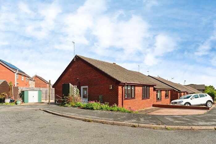 2 Bedroom Semi-Detached Bungalow For Sale In Buckingham Road, Louth, LN11