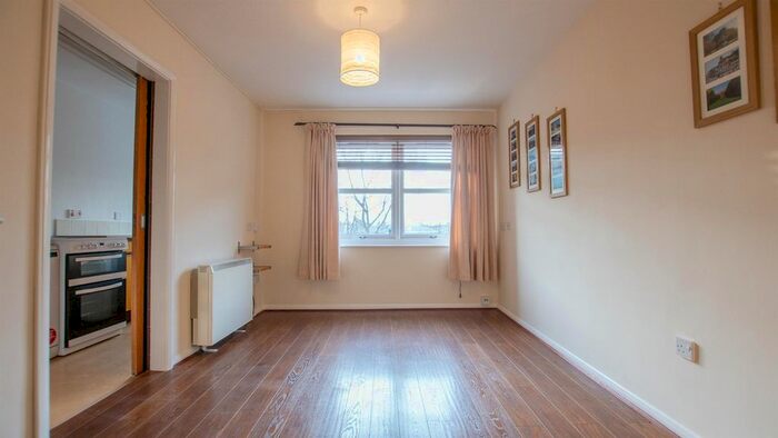 1 Bedroom Flat To Rent In Cemetery Road, York, YO10