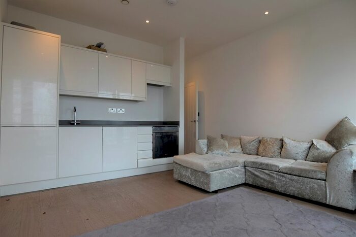 1 Bedroom Flat To Rent In , Grosvenor Road, St Albans, Hertfordshire, AL1