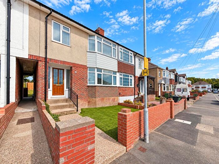 3 Bedroom Terraced House To Rent In Coleridge Road, Paulsgrove, PO6