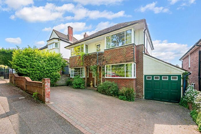 3 Bedroom House For Sale In Bassett, Southampton, SO16