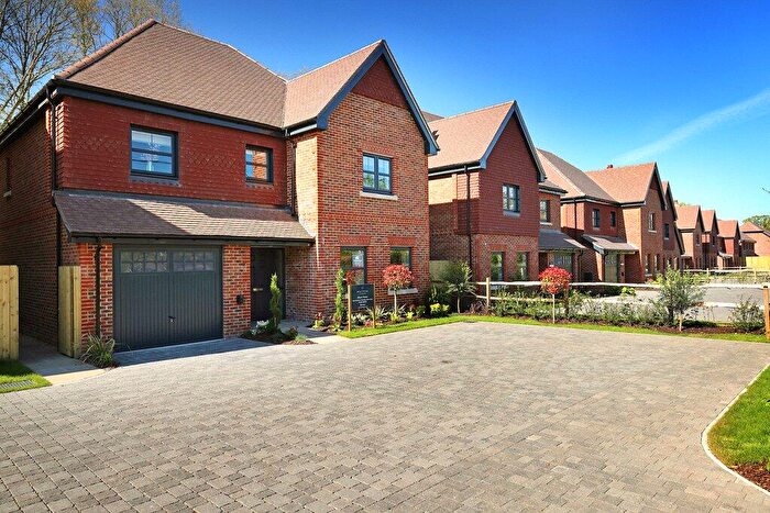 4 Bedroom Detached House For Sale In Ridgley Road, Chiddingfold, Godalming, Surrey, GU8