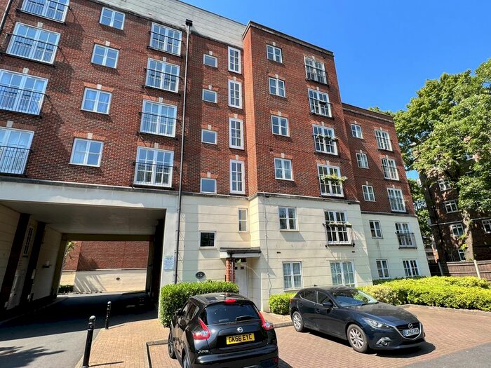 1 Bedroom Flat To Rent In Lordship Lane, London, SE22