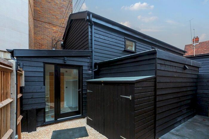 2 Bedroom Property To Rent In London Road, Sevenoaks, TN13