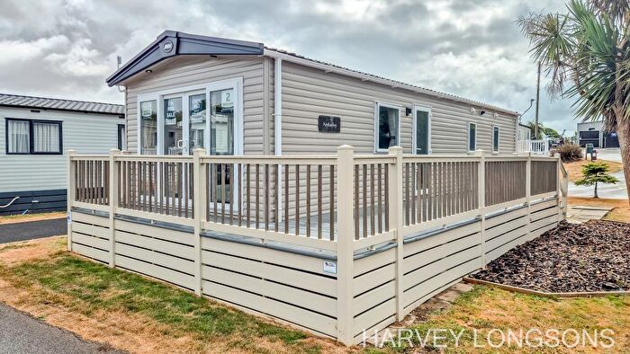 2 Bedroom Park Home For Sale In Hook Lane, Warsash, Southampton, SO31