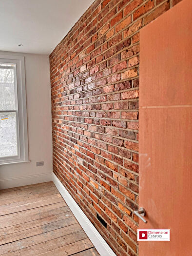 6 Bedroom Terraced House To Rent In Cecilia Road, Dalston, Hackney, E8