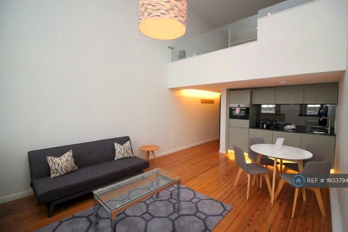 1 Bedroom Flat To Rent In Mcdonald Road, Edinburgh, EH7