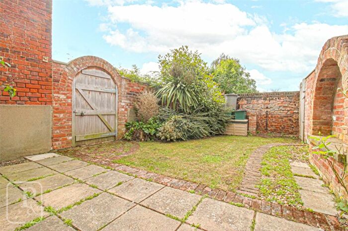 2 Bedroom Terraced House To Rent In Queens Road, Wivenhoe, Essex, CO7