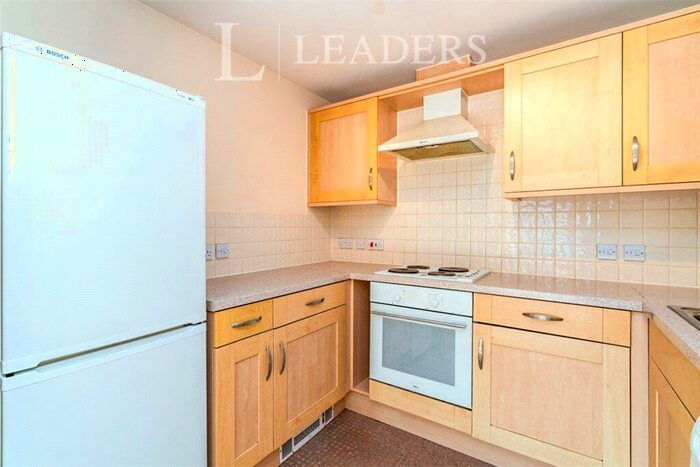 1 Bedroom Apartment For Sale In White Star Place, Southampton, Hampshire, SO14