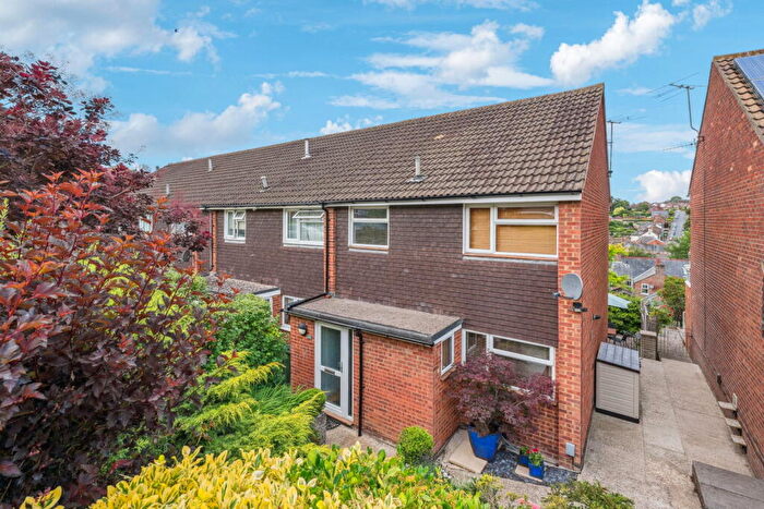 3 Bedroom End Of Terrace House For Sale In Frances Street, Chesham, HP5