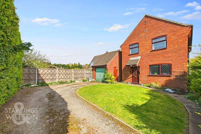 4 Bedroom Detached House For Sale In Burgh Road, Aylsham, Norwich, NR11