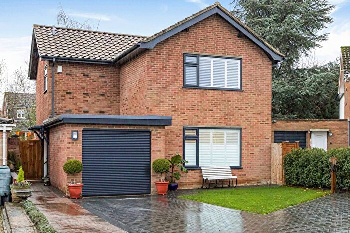 3 Bedroom Detached House For Sale In Bafford Grove, Charlton Kings, Cheltenham, Gloucestershire, GL53