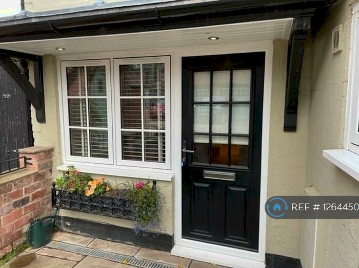 2 Bedroom Flat To Rent In Southam Road, Rugby, CV22