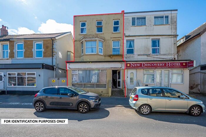 Semi Detached House For Sale In Wellington Road, Blackpool, Lancashire, FY1