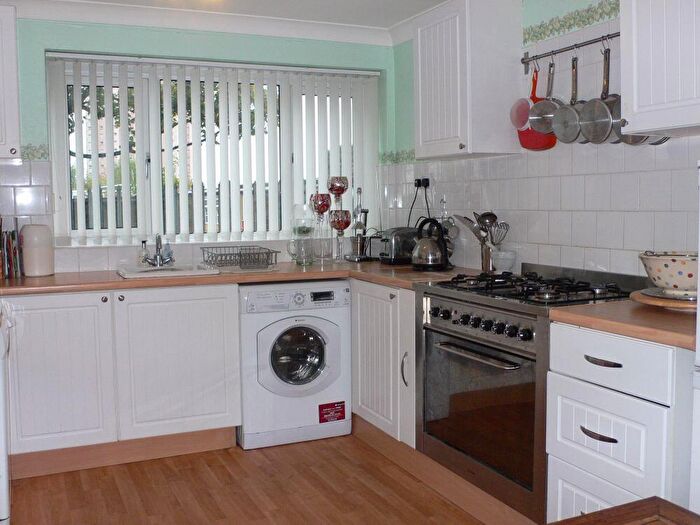 3 Bedroom Terraced House To Rent In Dulverton Grove, Cottingley, West Yorkshire, LS11