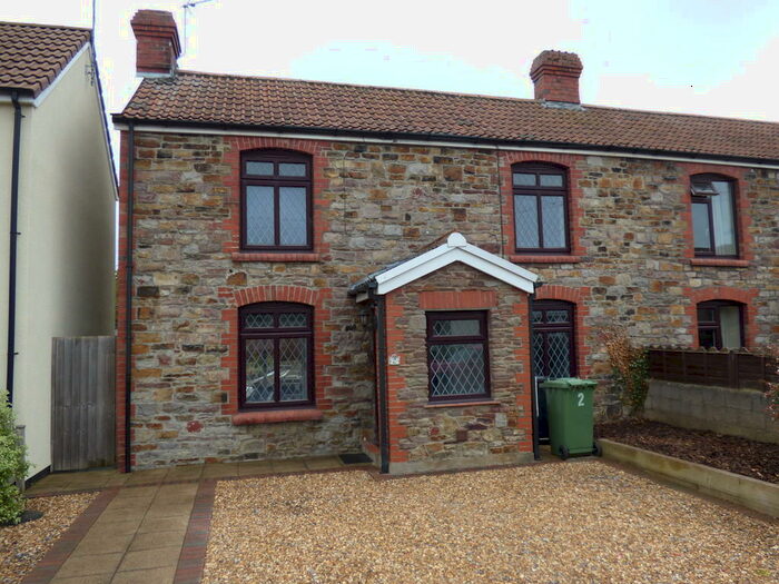 3 Bedroom Semi-Detached House To Rent In Sunnyside Lane, Yate, Bristol, BS37