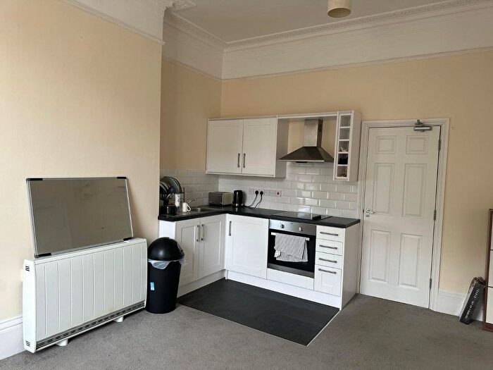 1 Bedroom Flat To Rent In Flat, Warwick Street, Rugby, CV21