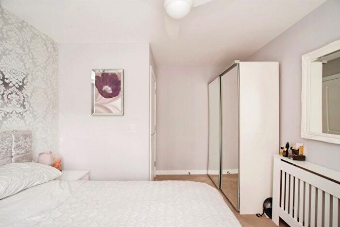 1 Bedroom Flat To Rent In Ley Farm Close, Garston, Watford, Hertfordshire, WD25