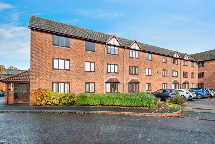 2 Bedroom Flat For Sale In Newsholme Close, Culcheth, Warrington, Cheshire, WA3