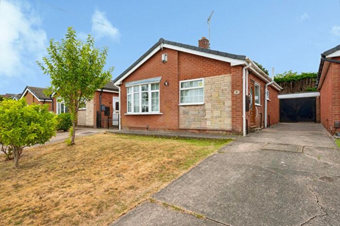 2 Bedroom Bungalow For Sale In Sandfield Road, Kirkby-in-Ashfield, Nottingham, Nottinghamshire, NG17