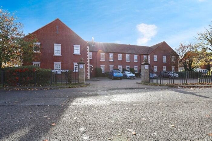 2 Bedroom Flat For Sale In New Street, Grantham, Lincolnshire, NG31