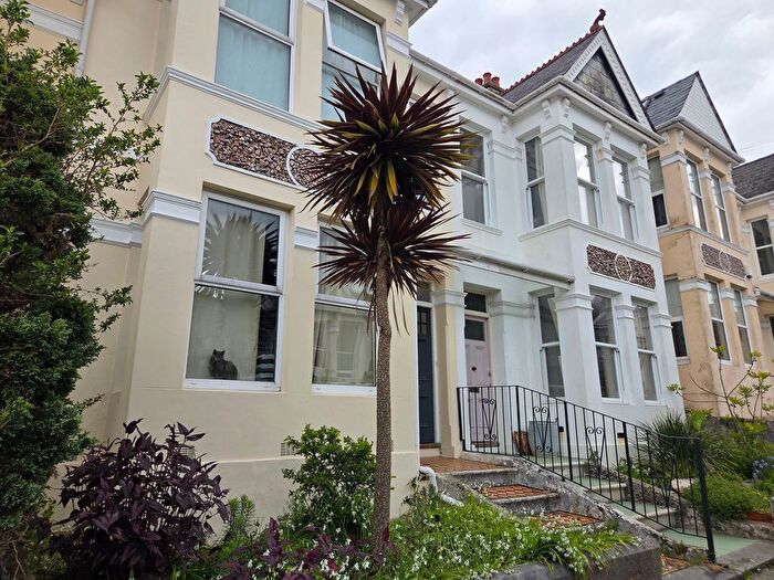 4 Bedroom Terraced House To Rent In Endsleigh Park Road, Plymouth, PL3