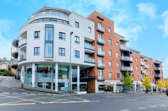 2 Bedroom Flat For Sale In Epsom Road, Guildford, GU1