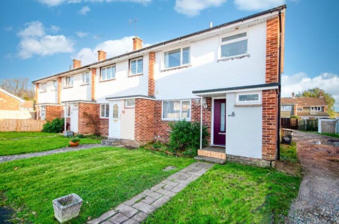 3 Bedroom End Of Terrace House For Sale In Harris Avenue, Hedge End, SO30