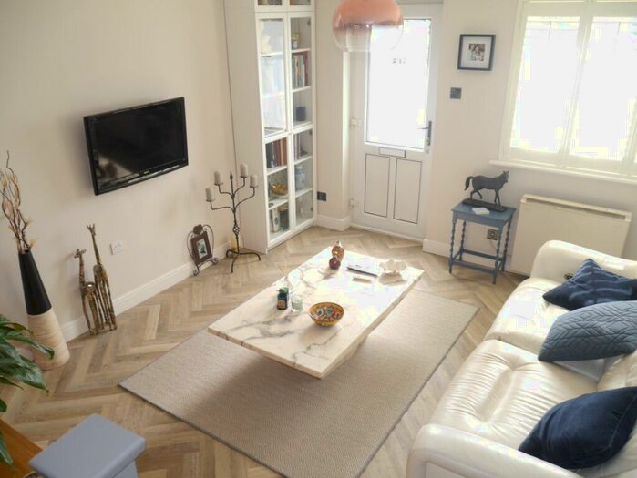 2 Bedroom Terraced House To Rent In Hollytree Lane, Long Clawson, LE14